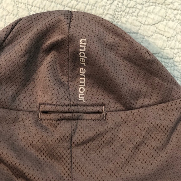 Under Armour Ponytail Toboggan! - Picture 6 of 6